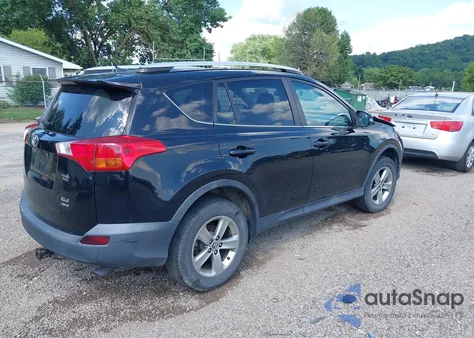 2015 Toyota Rav4 Xle z USA, uszkodzony, nr VIN 2T3RFREV6FW382425